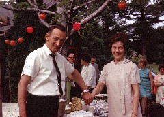 S1399 Alice and Gordon Bennett anniversary party